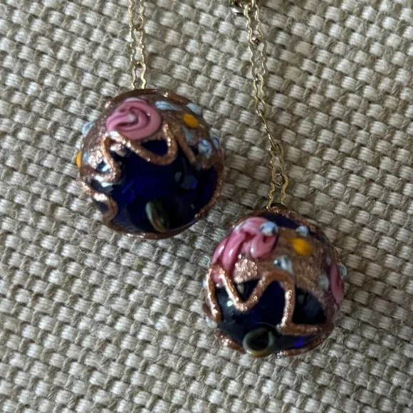 Set of 2 Blown Glass Earrings Handmade - Picture 2 of 3